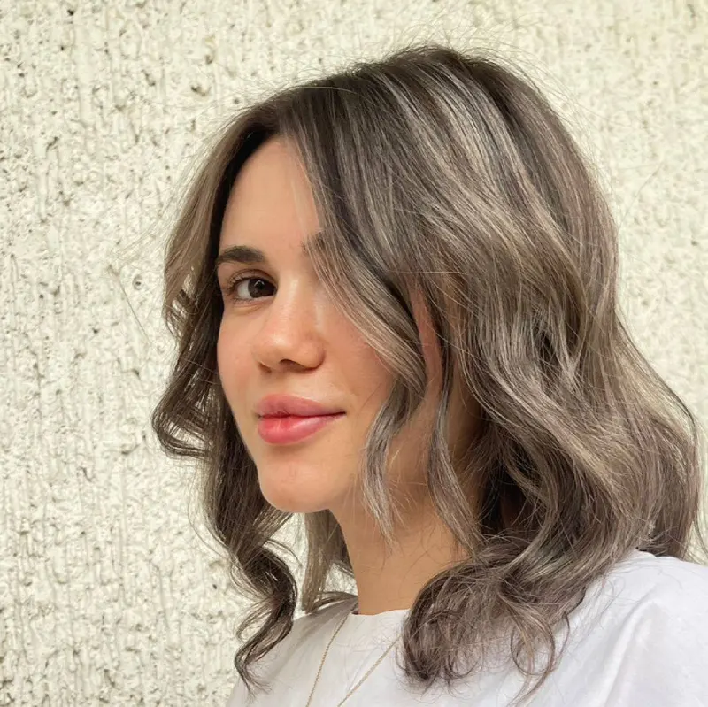 حانیه شاه آبادی