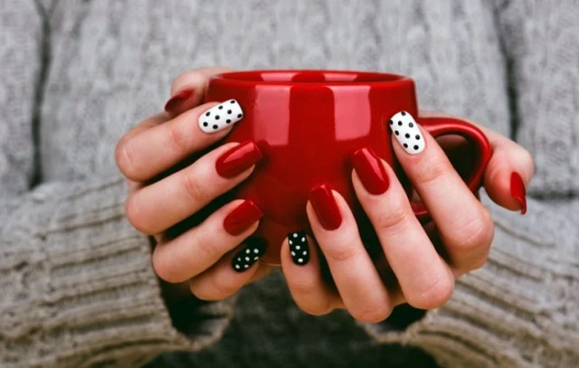 هزینه ژلش ناخن
